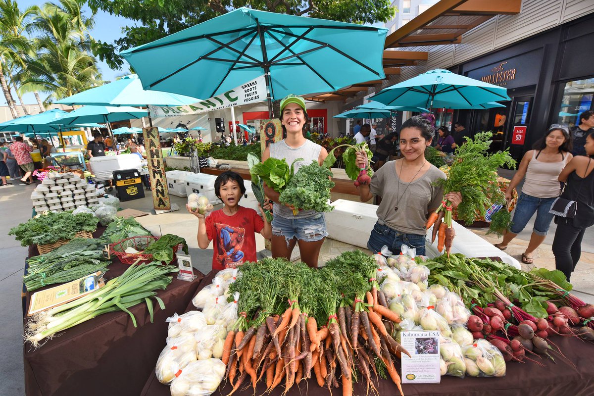 Read more about the article Enrich your visit with a trip to one of O’ahu’s fresh and flavorful farmers markets.